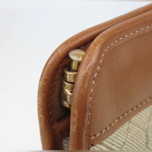 DIOR Vintage Honeycomb Pattern Clutch ❤️😍 - Picture 11 of 12